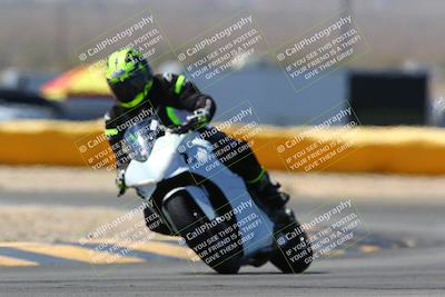 media/Mar-28-2022-Superbike Trackdays (Mon) [[b8603d0f67]]/Novice Group (1130am-12pm)/Turn 2/